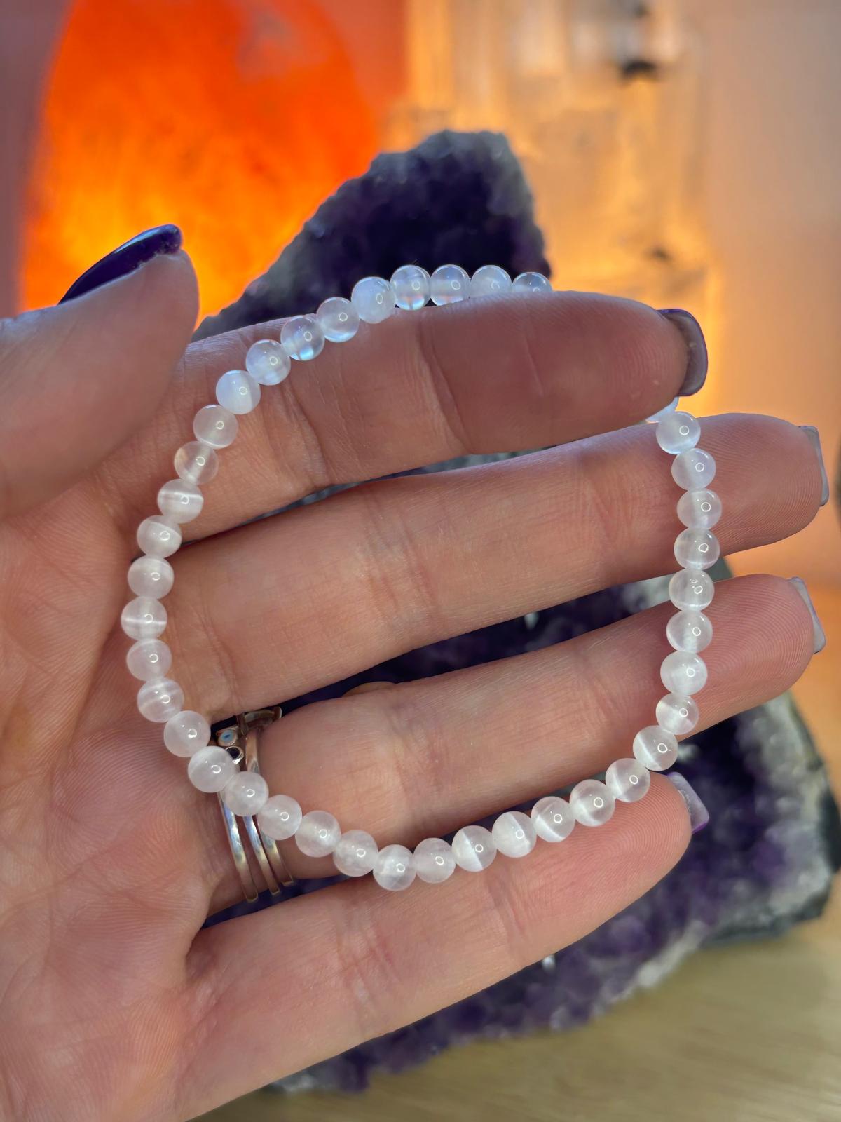 PULSERA SELENITA 4MM